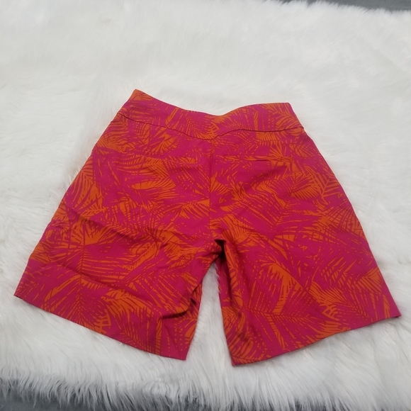 NY&COMPANY 8" Shorts Stretch Pull On Small NWT - Picture 2 of 3